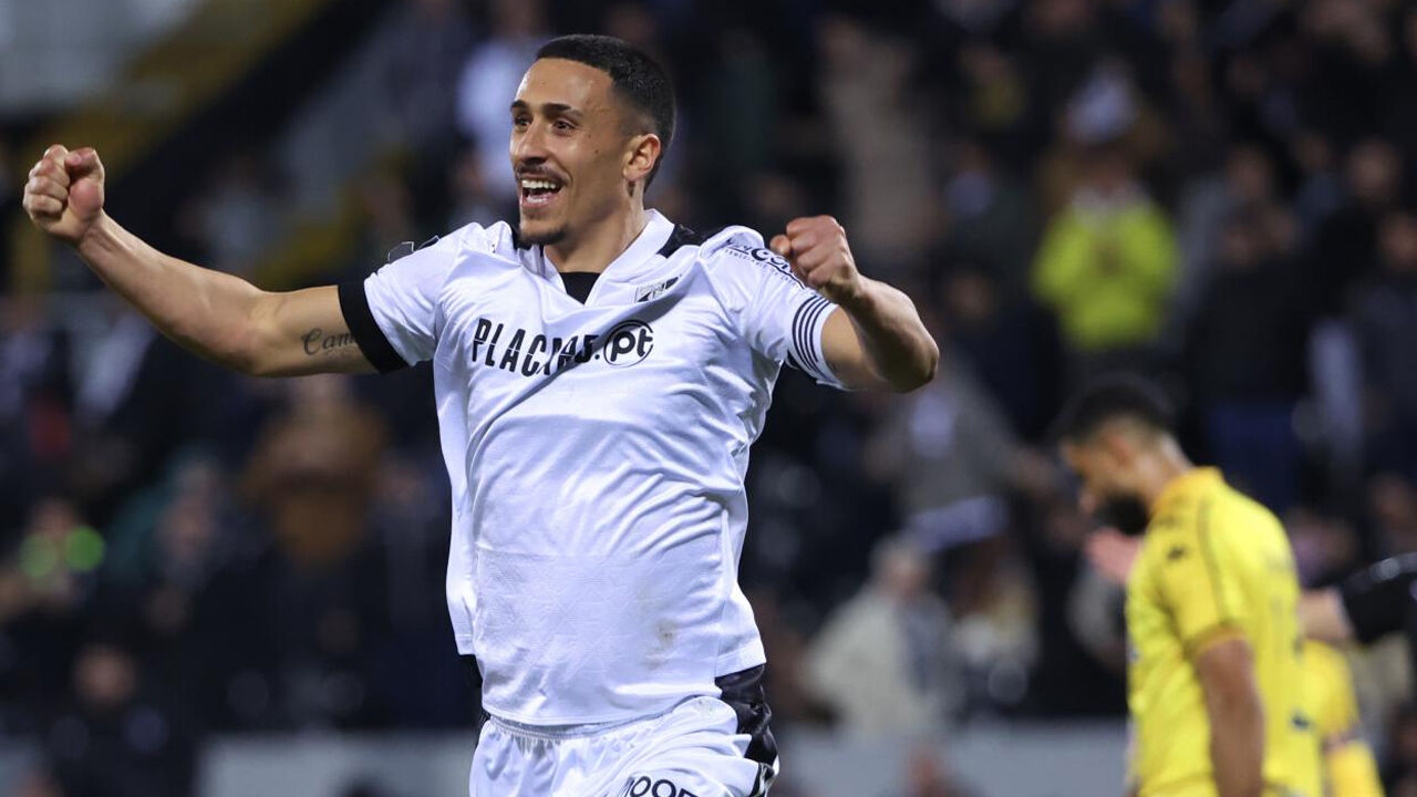 Abascal tem via aberta para o onze do V. Guimarães