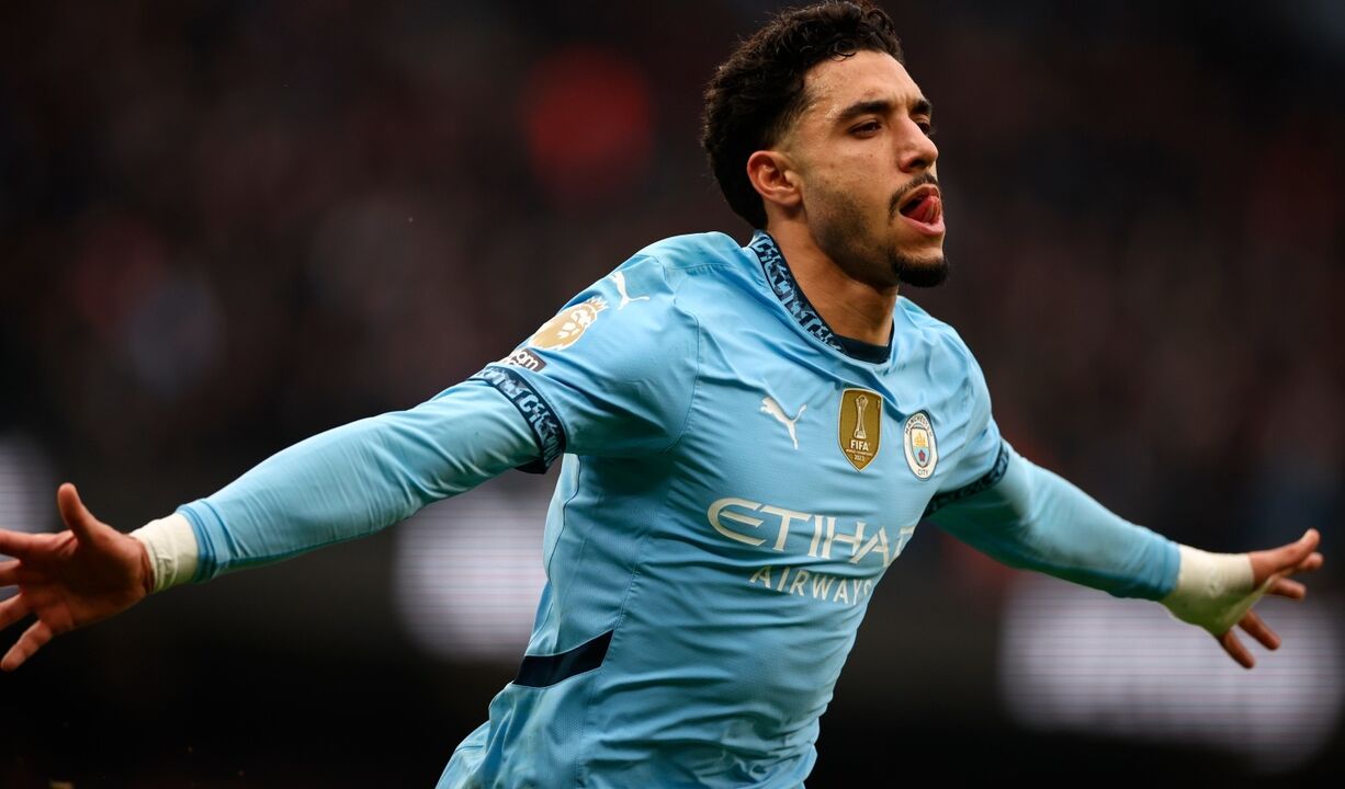 Omar Marmoush, avançado do Manchester City, é alvo do Barcelona