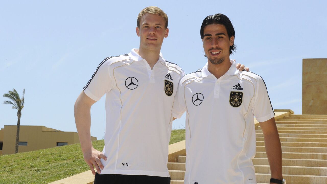 Khedira manifesta apoio a Neuer na baliza alemã, demonstrando solidariedade ao guarda-redes