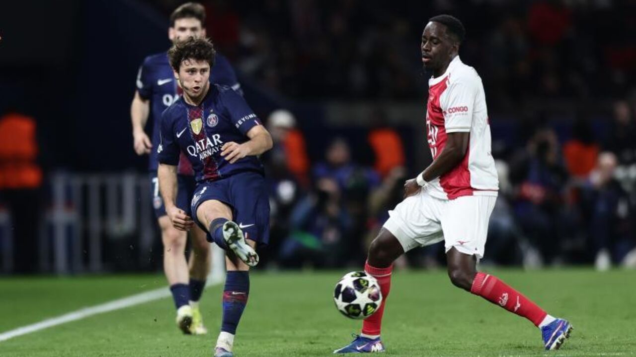 João Neves (PSG) em ação frente ao Monaco