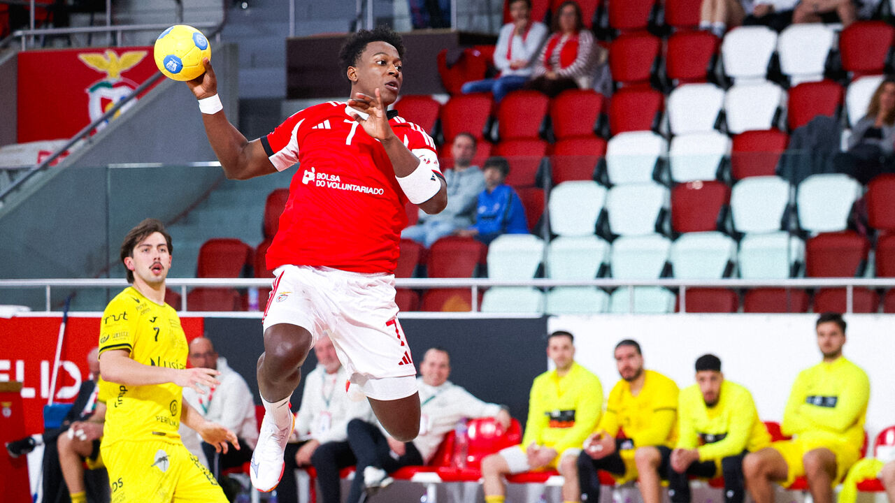 Benfica mantém série de vitórias após jogo contra ABC no Pavilhão da Luz