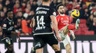 Rafa bate à porta do onze do Benfica