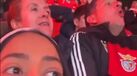 «Dispenso legenda»: jovem mostra adepto do Benfica a fazer sons de macaco nas bancadas da Luz
