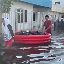 <![CDATA[ Moradores tentam recuperar bens das cheias que atingiram o norte da Colômbia ]]>