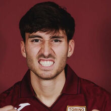 <![CDATA[ Rafael Obrador gera apreensão no Torino devido a lesão muscular ]]>