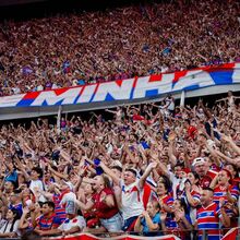 <![CDATA[ Comando Vermelho força líderes das claques do Ceará e Fortaleza a demitirem-se após violentos confrontos ]]>