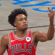 <![CDATA[ NBA: jogador dos Chicago Bulls multado por fazer um 'pirete'... à tabela ]]>