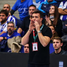<![CDATA[ Ricardo Costa reage à queixa do FC Porto: «Sem qualquer intenção de agredir ou de desrespeitar quem quer que fosse» ]]>