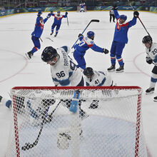 <![CDATA[ Hóquei no gelo: Juraj Slafkovsky em destaque na vitória da Eslováquia  ]]>