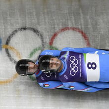 <![CDATA[ Duplo ouro em noite de sonho para a Itália no luge ]]>