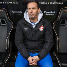 <![CDATA[ Petit quer Santa Clara com "personalidade" frente ao Benfica: «Não podemos ter receio de ter bola» ]]>