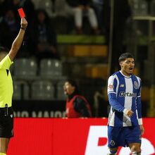 <![CDATA[ Conselho de Disciplina reduziu multa a William Gomes mas mantém dois jogos de castigo ]]>