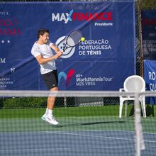 <![CDATA[ João Domingues derrota o n.º 1 mundial de Sub-18 em Vila Real de Santo António ]]>