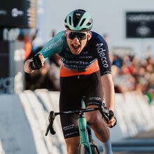 <![CDATA[ Paul Seixas voa no contrarrelógio e é o primeiro líder da Volta ao País Basco ]]>