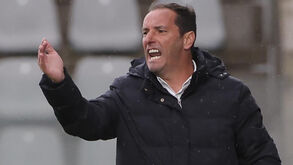 Petit vai treinar o Santa Clara 