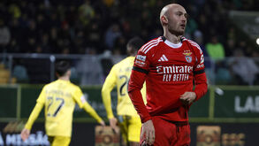 Aursnes reage durante o Tondela-Benfica