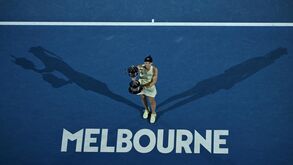Djokovic e Rybakina sobem a terceiros do mundo após Open da Austrália