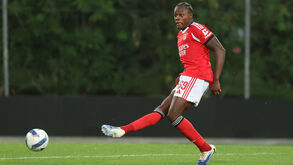 Michée Ndembi de regresso à Bélgica