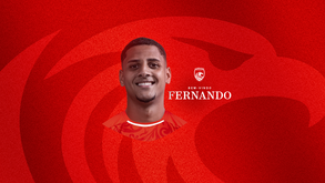 Fernando, avançado do Santa Clara
