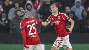 Prestianni e Schjelderup ganham protagonismo no Benfica