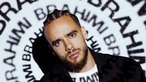 Billal Brahimi oficializado