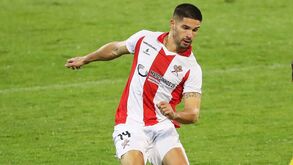 Hugo Basto troca Leixões pelo Trofense