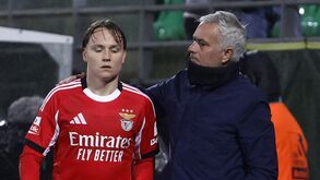 Mourinho impede saída de Schjelderup do Benfica para o Maiorca
