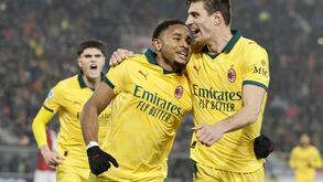 Milan vence Bolonha por 3-0 num jogo sem Rafa Leão