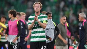 FOCADO. Hjulmand, dono da braçadeira de capitão, está de pedra e cal no Sporting até ao verão