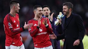 Dalot aplaude Michael Carrick 