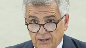 Juan Samaranch reeleito vice-presidente do Comité Olímpico Internacional