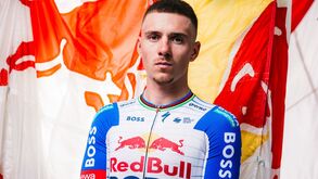Remco Evenepoel vence o CRI em Valência