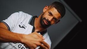 Pedro Barcelos, central do Ac. Viseu, suspenso por palavras a Musa Drammeh