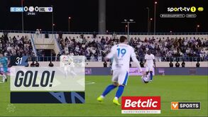 Karim Benzema já fatura pelo Al Hilal e logo... de calcanhar