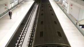 Inundação causa interrupção na linha azul do metro de Lisboa.
