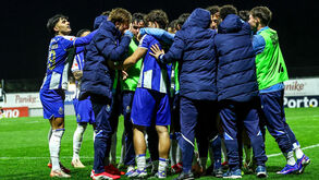 Jogadores do FC Porto festejam frente ao Ac. Viseu