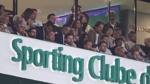 RESPEITO. Na 1.ª volta, André Villas-Boas e Frederico Varandas sentaram-se lado a lado em Alvalade