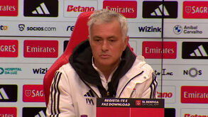 A preferência no clássico, a situação de Ivanovic e os contratos dos 'miúdos': o que disse Mourinho