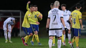 Jogadores do Arouca festejam frente ao V. Guimarães