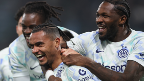 Inter Milão goleia Sassuolo e consolida liderança na Serie A