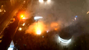 As imagens da apoteótica receção dos adeptos ao autocarro do FC Porto no Dragão