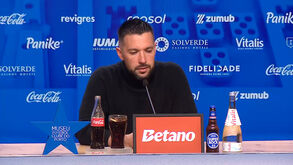 Farioli: «Jogámos contra o bicampeão português, o que poderia pedir mais à equipa?»