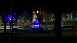 Vídeo mostra aparato policial em universidade da Carolina do Sul após tiroteio que matou duas pessoas