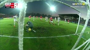 Trubin falha e Paciência marca para o Santa Clara contra o Benfica