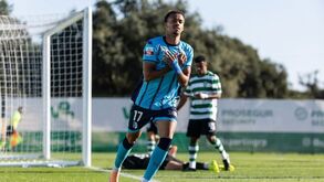 Miguel Tavares operado e não joga mais esta época