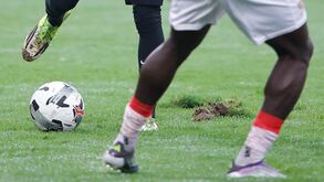 Golo de Matin devolve sorriso ao Portimonense