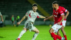 Tomás Araújo reavaliado após queixas no joelho durante o jogo