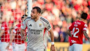 Benfica procura acertar a mira no jogo