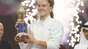 Karolina Muchova vence primeiro torneio WTA 1.000 da carreira em Doha
