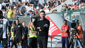 Francesco Farioli no banco do FC Porto na Choupana